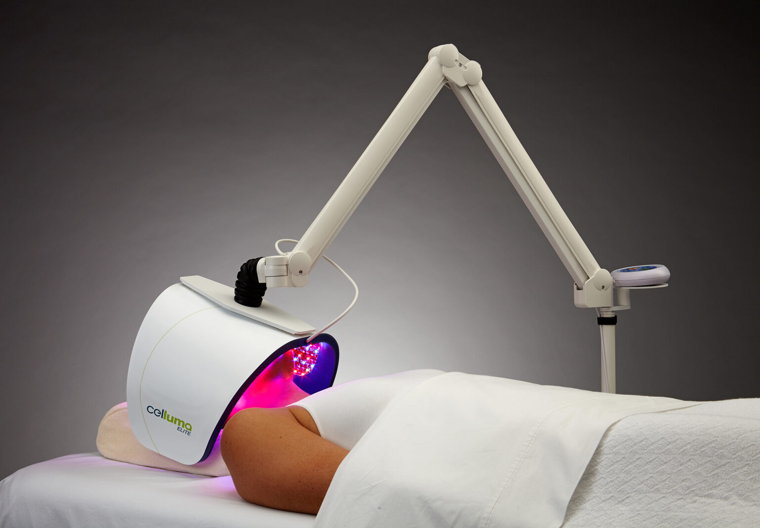 CELLUMA Elite LED Lichttherapie - DermILDEM